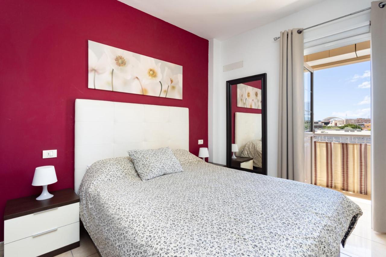 Home2Book Charming Santa Cruz Urban Center, Terrace Luaran gambar